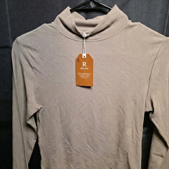 NEW (Bundle of 4) Reoria Long Sleeve Mock Neck Crop Tops (Read for Color Combos) - Picture 4 of 4